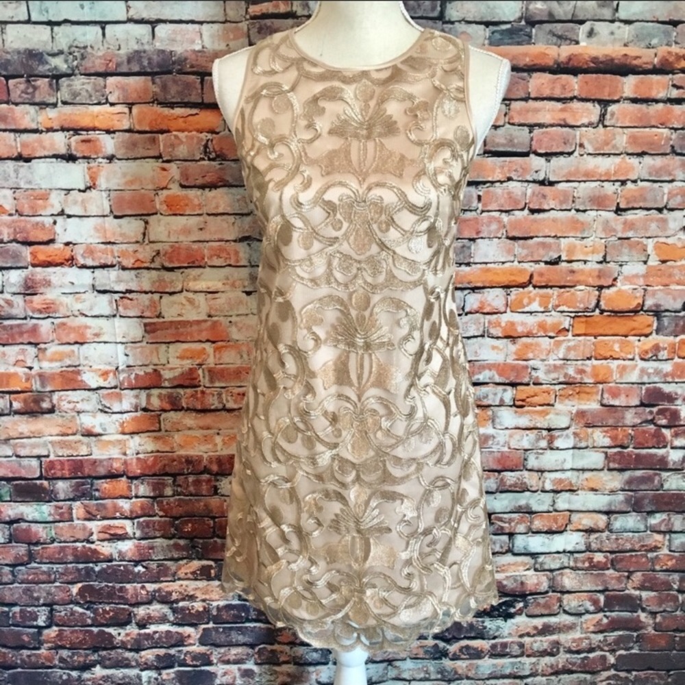 🆕 Vince camuto dress